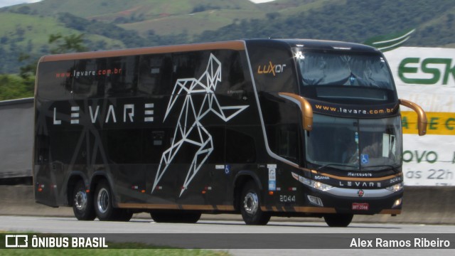 Levare Transportes 2044 na cidade de Roseira, São Paulo, Brasil, por Alex Ramos Ribeiro. Número da foto: #7416123.