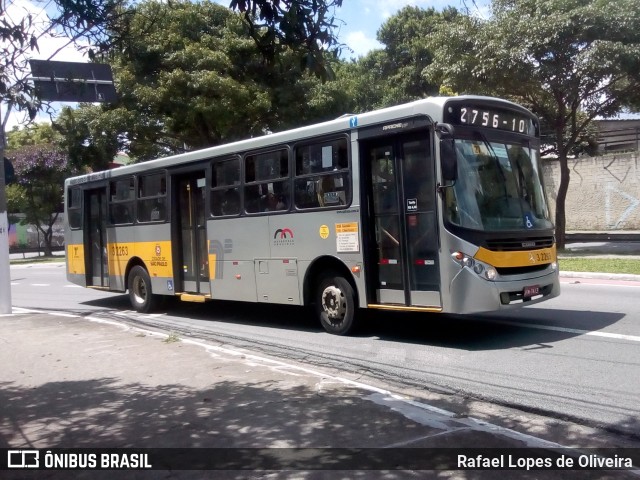 Viação Metrópole Paulista - Zona Leste 3 2263 na cidade de São Paulo, São Paulo, Brasil, por Rafael Lopes de Oliveira. Número da foto: #7421836.