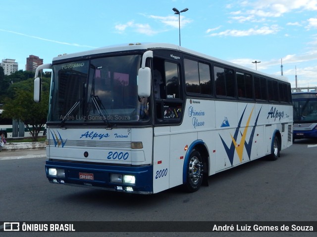 Alpys Turismo 2000 na cidade de São Paulo, São Paulo, Brasil, por André Luiz Gomes de Souza. ID da foto: 7422844.