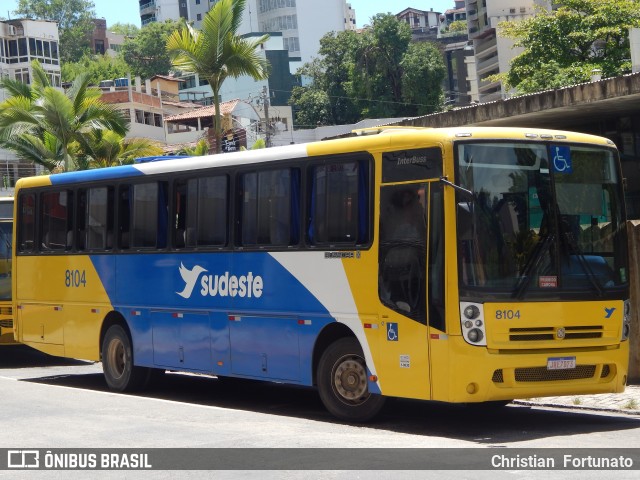 Viação Sudeste 8104 na cidade de Cachoeiro de Itapemirim, Espírito Santo, Brasil, por Christian  Fortunato. ID da foto: 7425431.