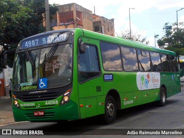 Viação Cuiabá 44068 na cidade de Belo Horizonte, Minas Gerais, Brasil, por Adão Raimundo Marcelino. ID da foto: 7426498.