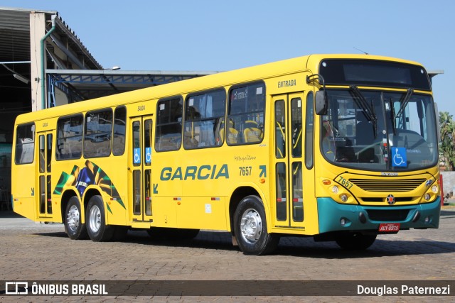 Viação Garcia 7657 na cidade de Londrina, Paraná, Brasil, por Douglas Paternezi. Número da foto: #7429321.