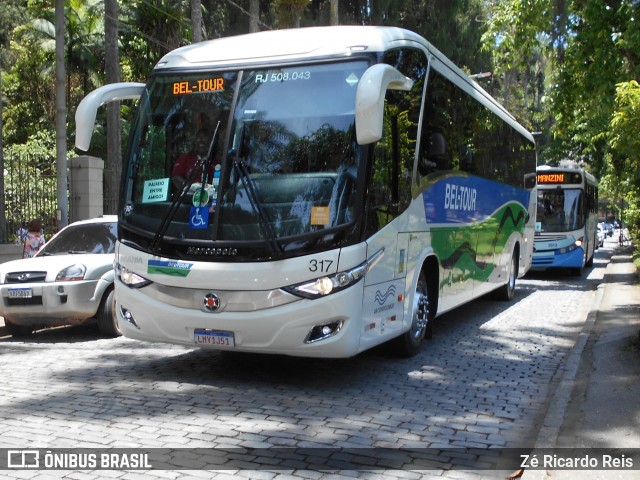 Bel-Tour Transportes e Turismo 317 na cidade de Petrópolis, Rio de Janeiro, Brasil, por Zé Ricardo Reis. ID da foto: 7433092.