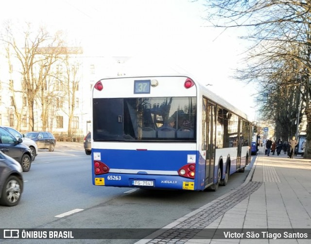 Rigas Satiksme 65263 na cidade de Riga, Letônia, por Victor São Tiago Santos. ID da foto: 7433603.