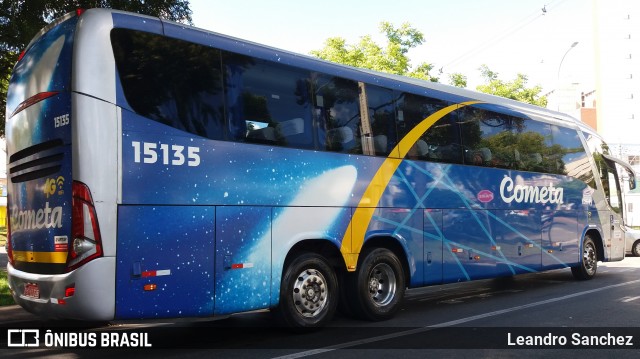 Viação Cometa 15135 na cidade de Curitiba, Paraná, Brasil, por Leandro Sanchez. ID da foto: 7431409.