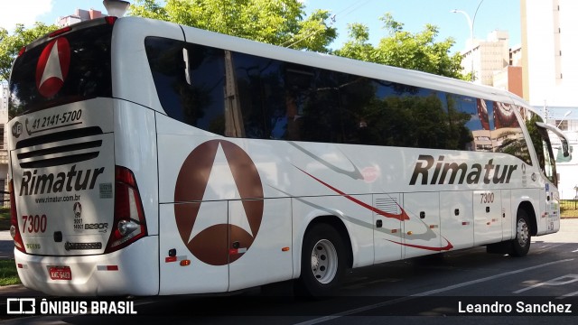 Rimatur Transportes 7300 na cidade de Curitiba, Paraná, Brasil, por Leandro Sanchez. ID da foto: 7431428.