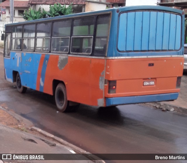 Ônibus Particulares 1505 na cidade de Capelinha, Minas Gerais, Brasil, por Breno Martins. ID da foto: 7432100.