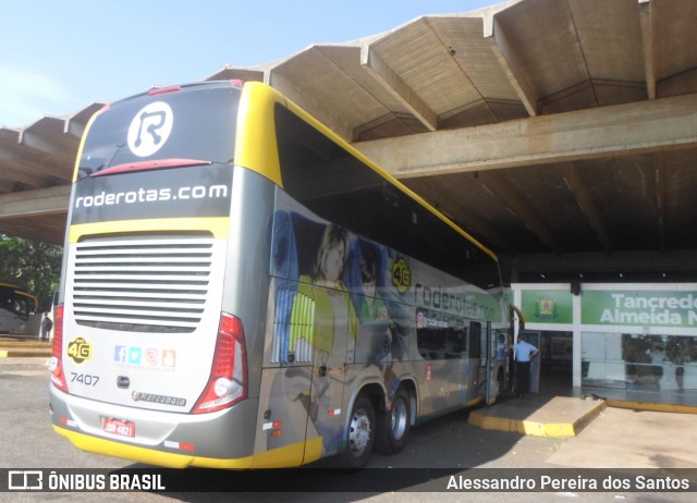 RodeRotas - Rotas de Viação do Triângulo 7407 na cidade de Araguari, Minas Gerais, Brasil, por Alessandro Pereira dos Santos. ID da foto: 7434716.