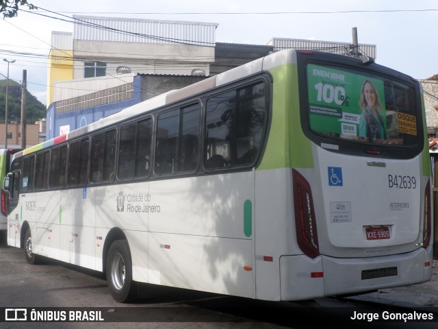 Viação Acari B42639 na cidade de Rio de Janeiro, Rio de Janeiro, Brasil, por Jorge Gonçalves. Número da foto: #7436661.