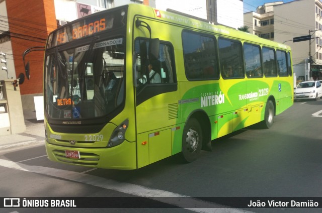 Santo Antônio Transportes Niterói 2.2.029 na cidade de Niterói, Rio de Janeiro, Brasil, por João Victor Damião. Número da foto: #7436533.