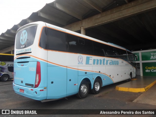 Emtram 5020 na cidade de Araguari, Minas Gerais, Brasil, por Alessandro Pereira dos Santos. ID da foto: 7437563.