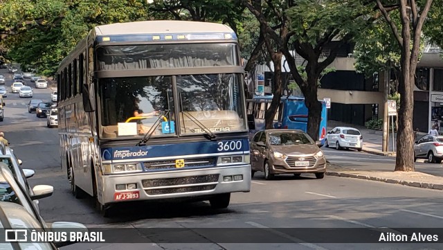 Expresso Imperador 3600 na cidade de Belo Horizonte, Minas Gerais, Brasil, por Ailton Alves. ID da foto: 7437100.