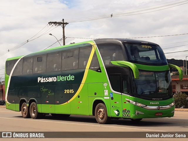 Pássaro Verde 2015 na cidade de Ouro Preto, Minas Gerais, Brasil, por Daniel Junior Sena. ID da foto: 7440324.