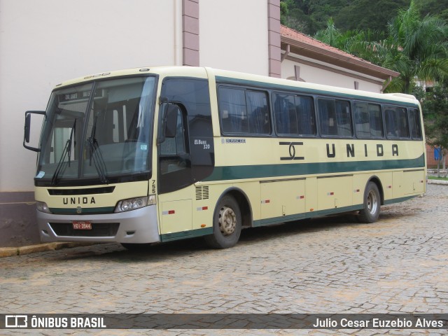 Empresa Unida Mansur e Filhos 755 na cidade de Rio Espera, Minas Gerais, Brasil, por Julio Cesar Euzebio Alves. Número da foto: #7442137.