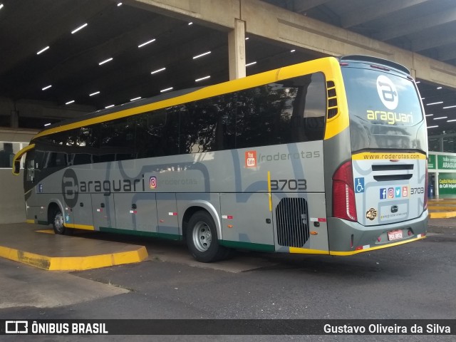 Expresso Araguari 3703 na cidade de Araguari, Minas Gerais, Brasil, por Gustavo Oliveira da Silva. ID da foto: 7441749.