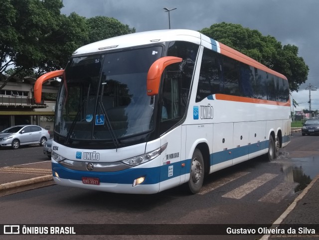 Expresso União 10264 na cidade de Araguari, Minas Gerais, Brasil, por Gustavo Oliveira da Silva. ID da foto: 7441764.