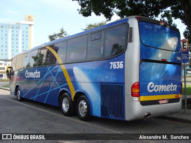 Viação Cometa 7636 na cidade de Curitiba, Paraná, Brasil, por Alexandre M.  Sanches. ID da foto: 7385326.