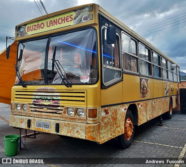 Buzão Lanches 1703 na cidade de Joinville, Santa Catarina, Brasil, por Andrews  Fuscolin. ID da foto: 7447203.