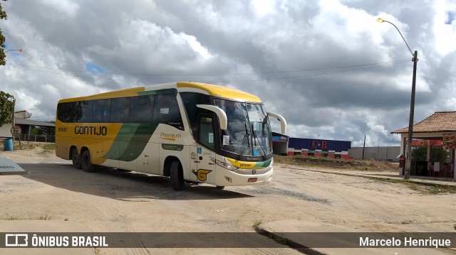 Empresa Gontijo de Transportes 18980 na cidade de Nova Viçosa, Bahia, Brasil, por Marcelo Henrique. ID da foto: 7444927.