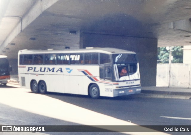 Pluma Conforto e Turismo 2916 na cidade de Rio de Janeiro, Rio de Janeiro, Brasil, por Cecilio Cais. ID da foto: 7444755.