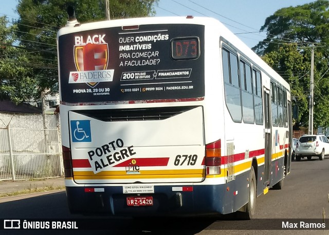 SOPAL - Sociedade de Ônibus Porto-Alegrense Ltda. 6719 na cidade de Porto Alegre, Rio Grande do Sul, Brasil, por Max Ramos. Número da foto: #7448285.
