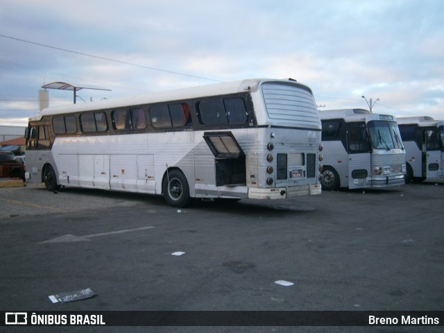 Ônibus Particulares BWL 6432 na cidade de Santa Cruz do Capibaribe, Pernambuco, Brasil, por Breno Martins. ID da foto: 7448806.