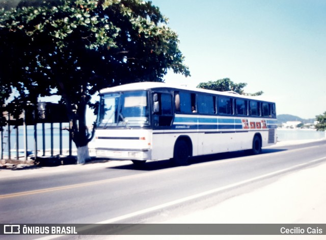 Auto Viação 1001  na cidade de Iguaba Grande, Rio de Janeiro, Brasil, por Cecilio Cais. Número da foto: #7448610.