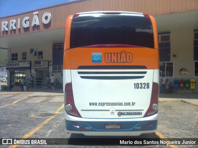 Expresso União 10328 na cidade de Manhuaçu, Minas Gerais, Brasil, por Mario dos Santos Nogueira Junior. ID da foto: 7449309.