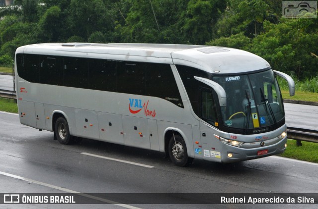 Val Vans Transportes e Turismo 529 na cidade de Santa Isabel, São Paulo, Brasil, por Rudnei Aparecido da Silva. Número da foto: #7450986.