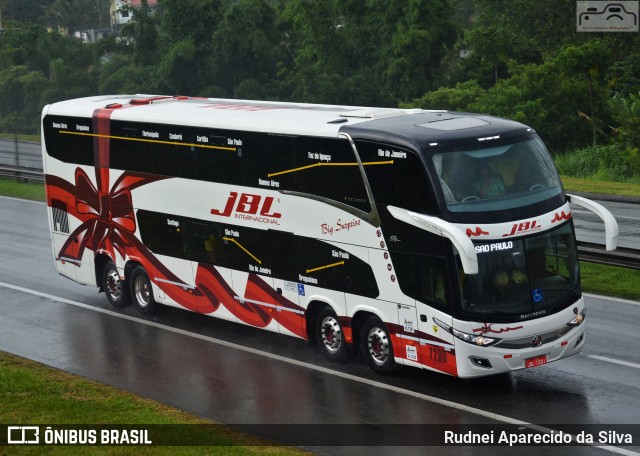 JBL Turismo 7200 na cidade de Santa Isabel, São Paulo, Brasil, por Rudnei Aparecido da Silva. ID da foto: 7454599.