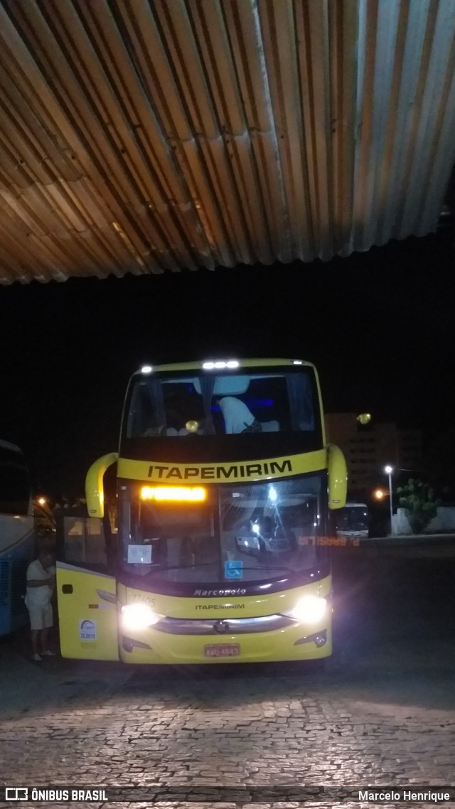 Viação Itapemirim 17605 na cidade de Teófilo Otoni, Minas Gerais, Brasil, por Marcelo Henrique. Número da foto: #7453696.