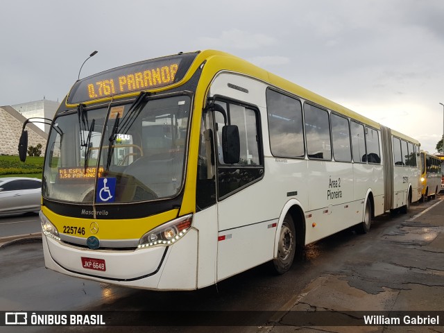 Viação Pioneira 225746 na cidade de Brasília, Distrito Federal, Brasil, por William Gabriel. Número da foto: #7455600.