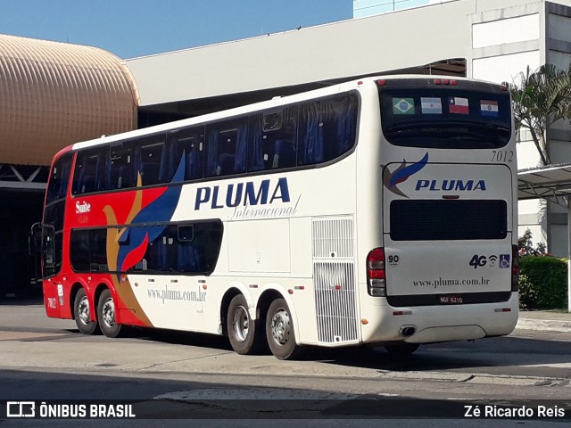 Pluma Conforto e Turismo 7012 na cidade de Rio de Janeiro, Rio de Janeiro, Brasil, por Zé Ricardo Reis. Número da foto: #7459418.