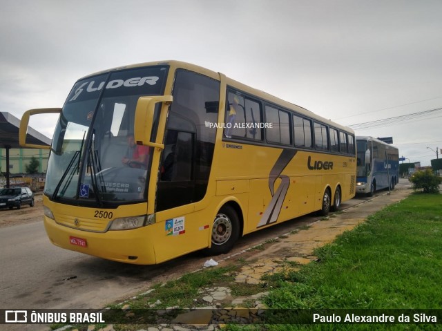 Líder Turismo 2500 na cidade de Potiraguá, Bahia, Brasil, por Paulo Alexandre da Silva. Número da foto: #7459744.