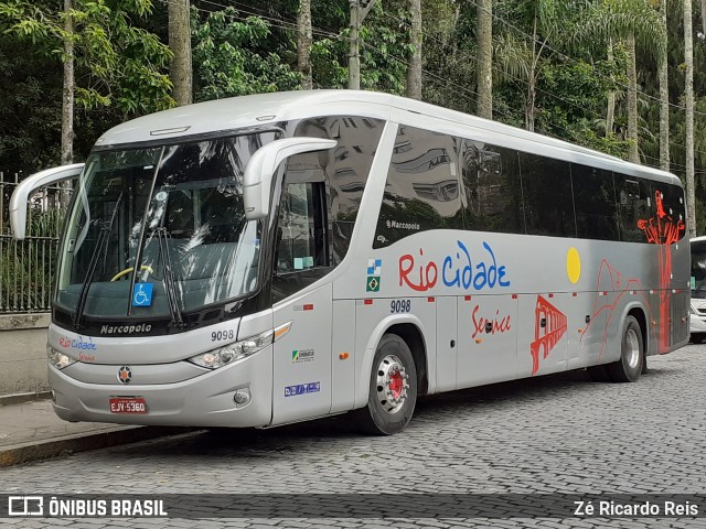 Rio Cidade Service Tour 9098 na cidade de Petrópolis, Rio de Janeiro, Brasil, por Zé Ricardo Reis. ID da foto: 7462511.