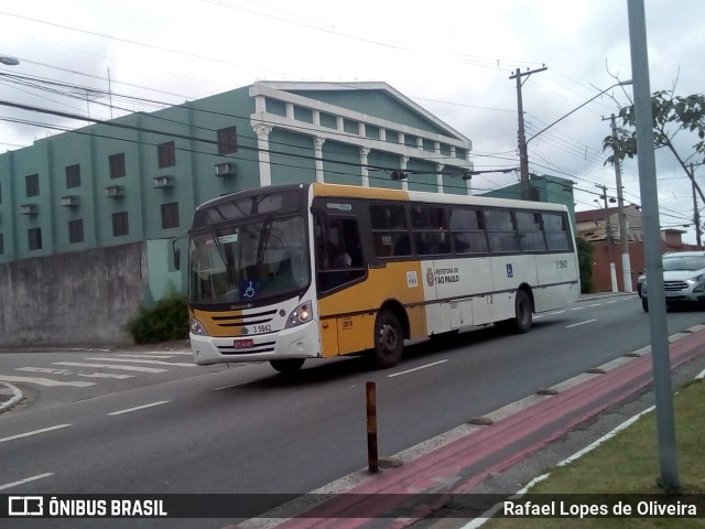 Upbus Qualidade em Transportes 3 5842 na cidade de São Paulo, São Paulo, Brasil, por Rafael Lopes de Oliveira. ID da foto: 7465234.