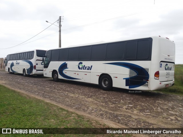 Citral Transporte e Turismo 2610 na cidade de Capão da Canoa, Rio Grande do Sul, Brasil, por Ricardo Manoel Limberger Carvalho. Número da foto: #7465359.