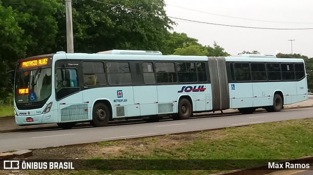SOUL - Sociedade de Ônibus União Ltda. 7413 na cidade de Porto Alegre, Rio Grande do Sul, Brasil, por Max Ramos. Número da foto: #7468649.