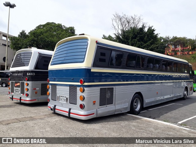 Ônibus Particulares 7124 na cidade de São Paulo, São Paulo, Brasil, por Marcus Vinicius Lara Silva. Número da foto: #7469610.