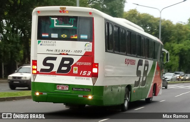 Expresso SB 153 na cidade de Porto Alegre, Rio Grande do Sul, Brasil, por Max Ramos. ID da foto: 7473033.