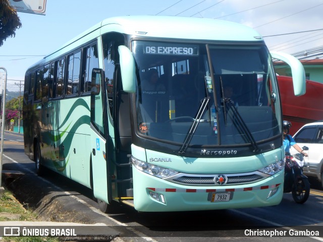 Autotransportes San José a Venecia AB 7932 na cidade de Naranjo Centro, Naranjo, Alajuela, Costa Rica, por Christopher Gamboa. Número da foto: #7472588.