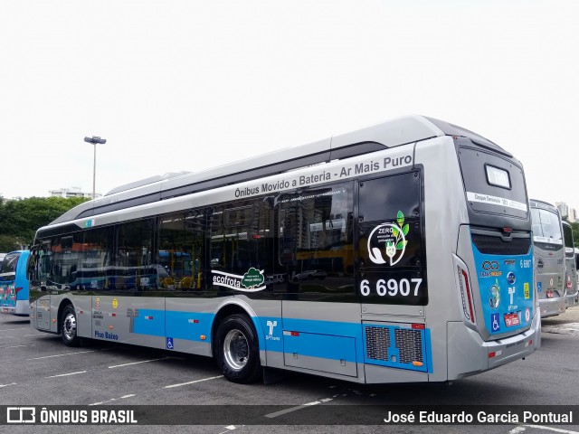 Transwolff Transportes e Turismo 6 6907 na cidade de São Paulo, São Paulo, Brasil, por José Eduardo Garcia Pontual. Número da foto: #7475013.