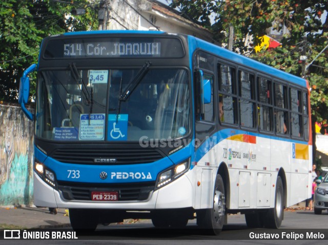Empresa Pedrosa 733 na cidade de Recife, Pernambuco, Brasil, por Gustavo Felipe Melo. Número da foto: #7475953.