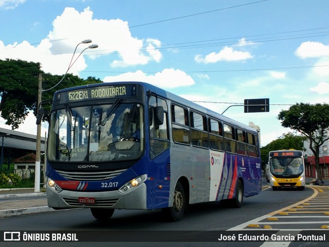 Auto Viação Ouro Verde 32.017 na cidade de Americana, São Paulo, Brasil, por José Eduardo Garcia Pontual. ID da foto: 7389625.