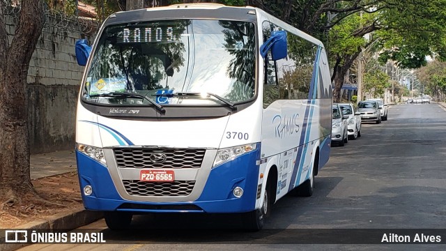 Ramos Turismo 3700 na cidade de Belo Horizonte, Minas Gerais, Brasil, por Ailton Alves. ID da foto: 7388561.