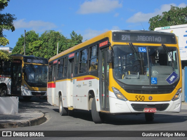 Empresa Metropolitana 550 na cidade de Jaboatão dos Guararapes, Pernambuco, Brasil, por Gustavo Felipe Melo. ID da foto: 7388221.