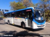Transportadora Globo 766 na cidade de Recife, Pernambuco, Brasil, por Alexandre Dumas. Número da foto: #:id.