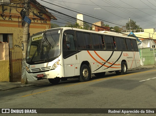 Ônibus Particulares 02 na cidade de Mogi das Cruzes, São Paulo, Brasil, por Rudnei Aparecido da Silva. Número da foto: #7478270.