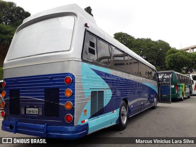 Ônibus Particulares 9018 na cidade de São Paulo, São Paulo, Brasil, por Marcus Vinicius Lara Silva. Número da foto: #7483184.