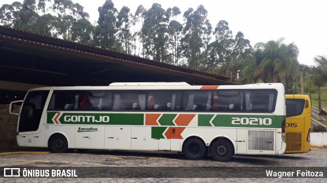 Empresa Gontijo de Transportes 20210 na cidade de Camanducaia, Minas Gerais, Brasil, por Wagner Feitoza. ID da foto: 7391642.